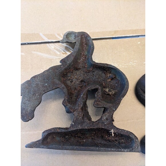 Vintage Native American Indian On Horse End of Trail of Tears Cast Iron Bookends - Picture 4 of 4